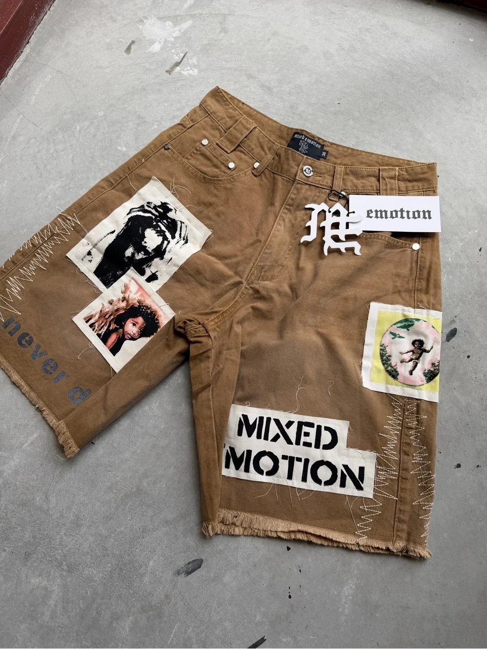 (30) Mixed Emotions Chaos Short